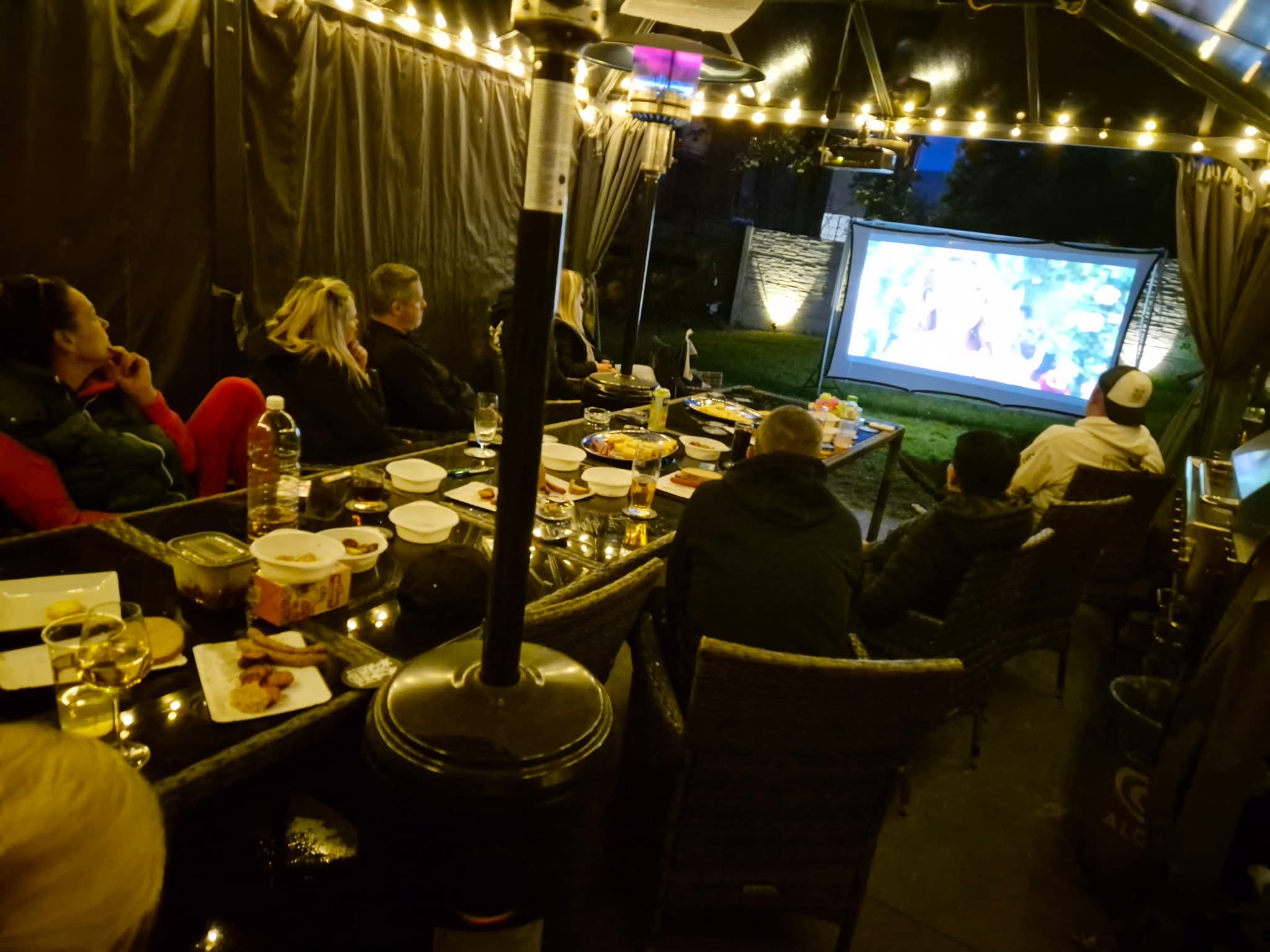 Letní kino s partou